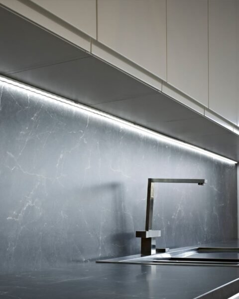 Aluminum Profile 1706KR - Image 8