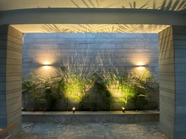 Guce-wall-light-outdoor-by-thelightstore.pk